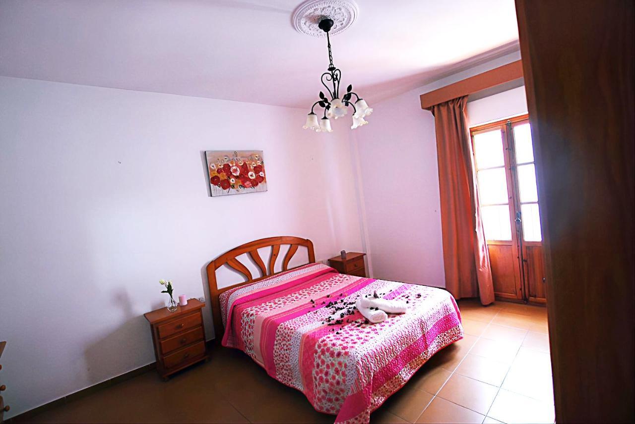 Apartamentos Garaje & Aire & Wifi & Solo Familias Y Parejas Коніль-де-ла-Фронтера Екстер'єр фото