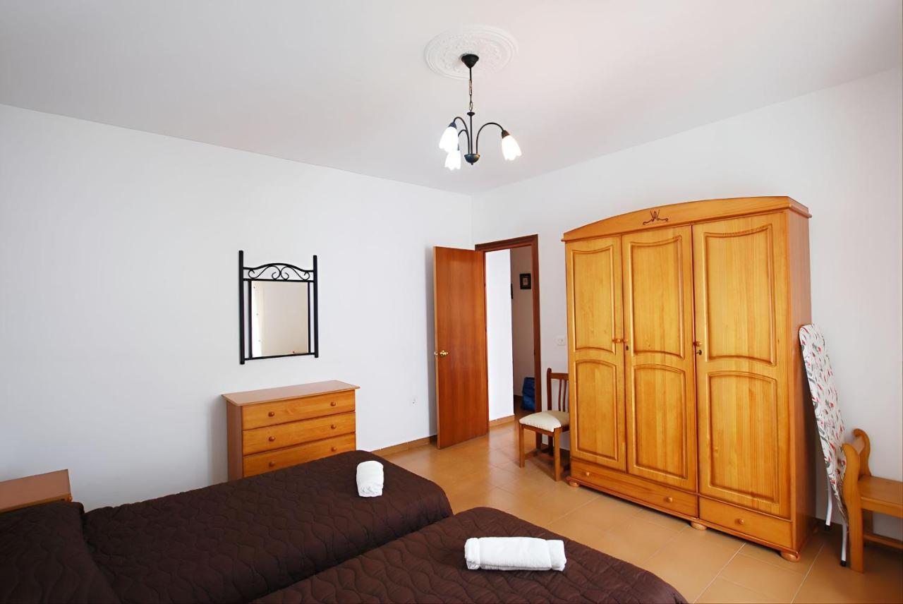 Apartamentos Garaje & Aire & Wifi & Solo Familias Y Parejas Коніль-де-ла-Фронтера Екстер'єр фото